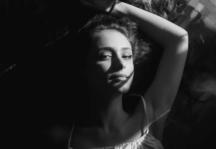 THE BEAUTY OF DARKNESS — Serie fotográfica · Enrike Segarra, 5/7