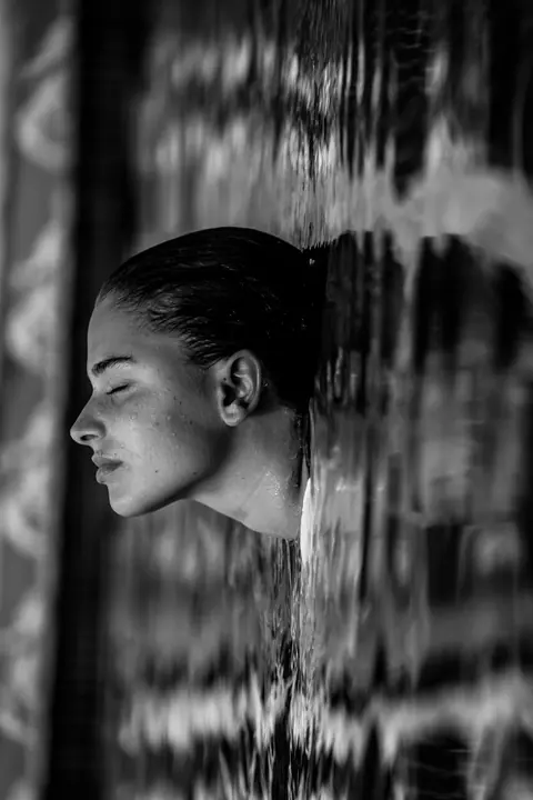 DREAMING — Serie fotográfica · Enrike Segarra, 3/9