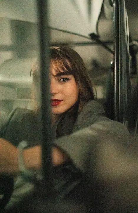 IM NOT YOUR PRETTY GIRLD — Serie fotográfica · Enrike Segarra, 1/25