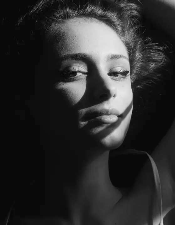 THE BEAUTY OF DARKNESS — Serie fotográfica · Enrike Segarra, 2/7
