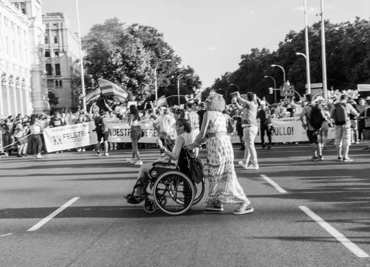 ORGULLO — Serie fotográfica · Enrike Segarra, 15/21
