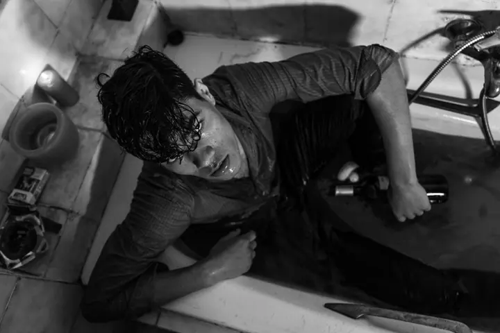 LA BAÑERA — Serie fotográfica · Enrike Segarra, 8/8