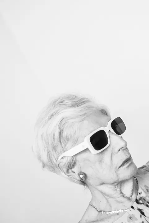 LA DIVA — Serie fotográfica · Enrike Segarra, 15/19