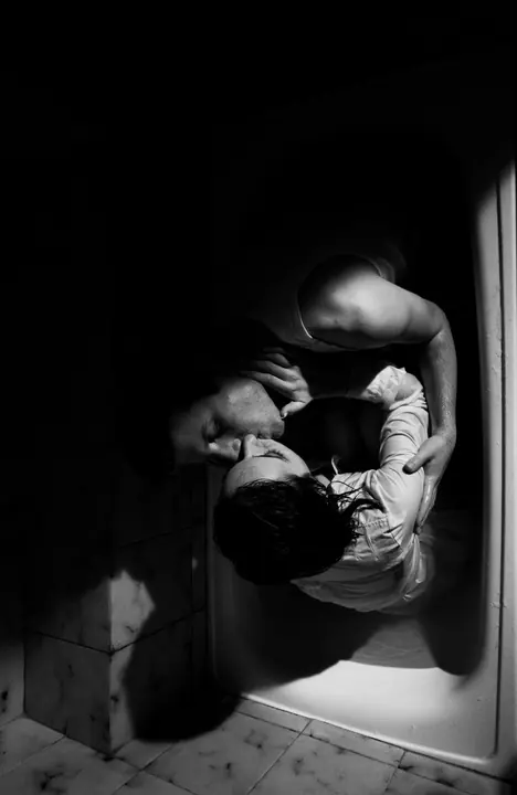 LOVE AND WATER — Serie fotográfica · Enrike Segarra, 2/8
