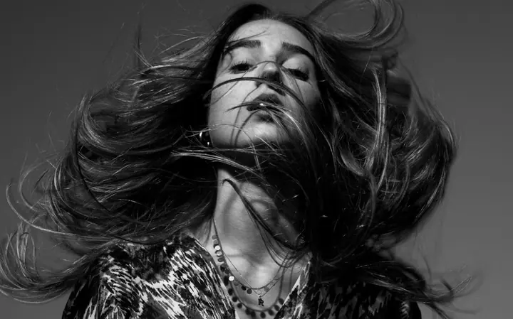 THE POWER OF BEAUTY V.2 — Serie fotográfica · Enrike Segarra, 2/18