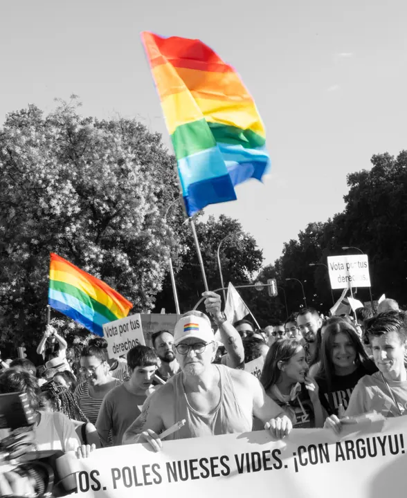 ORGULLO — Serie fotográfica · Enrike Segarra, 16/21